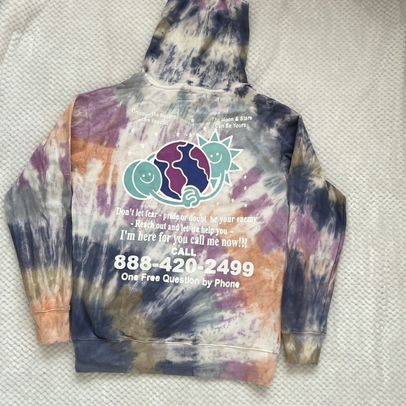 Urban outfitters tie-dye hoodie, size M - Picture 6 of 9